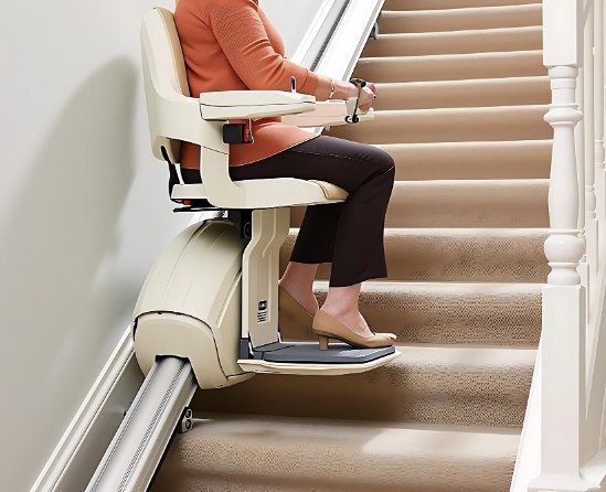 Sillas salvaescaleras rectas para viviendas y accesos en Alginet Instalación de plataforma salvaescaleras en comunidad en Alginet